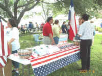 sBeeville TX  2001 July 4_9564.jpg (65188 bytes)