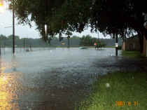 Beeville 2001 August 21 Flooding DCP_0722.JPG (462482 bytes)