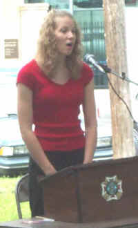 sBeeville TX  2001 July 4_9530.jpg (19743 bytes)