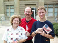 sBeeville TX  2001 July 4_9563.jpg (44515 bytes)