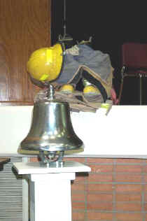 _Beeville Community Prayer Service 2001 09September 18 DCP_0825.jpg (18337 bytes)